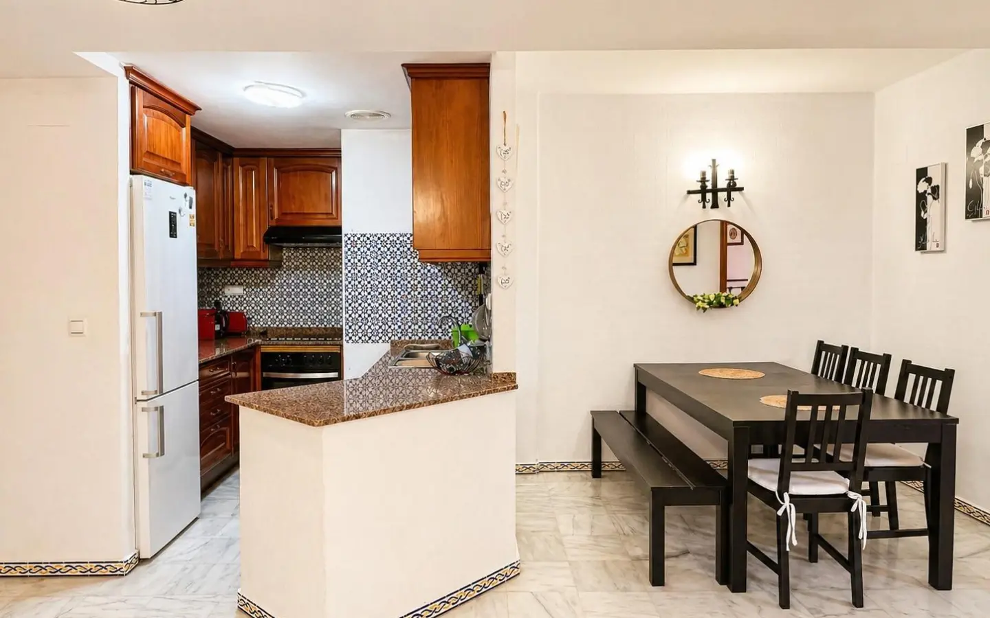 Apartment Of 93 M² In Torrevieja, Spain