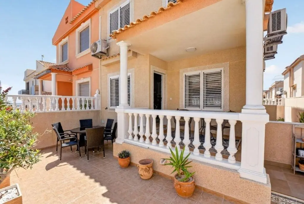 House Of 104 M² In Torrevieja, Spain