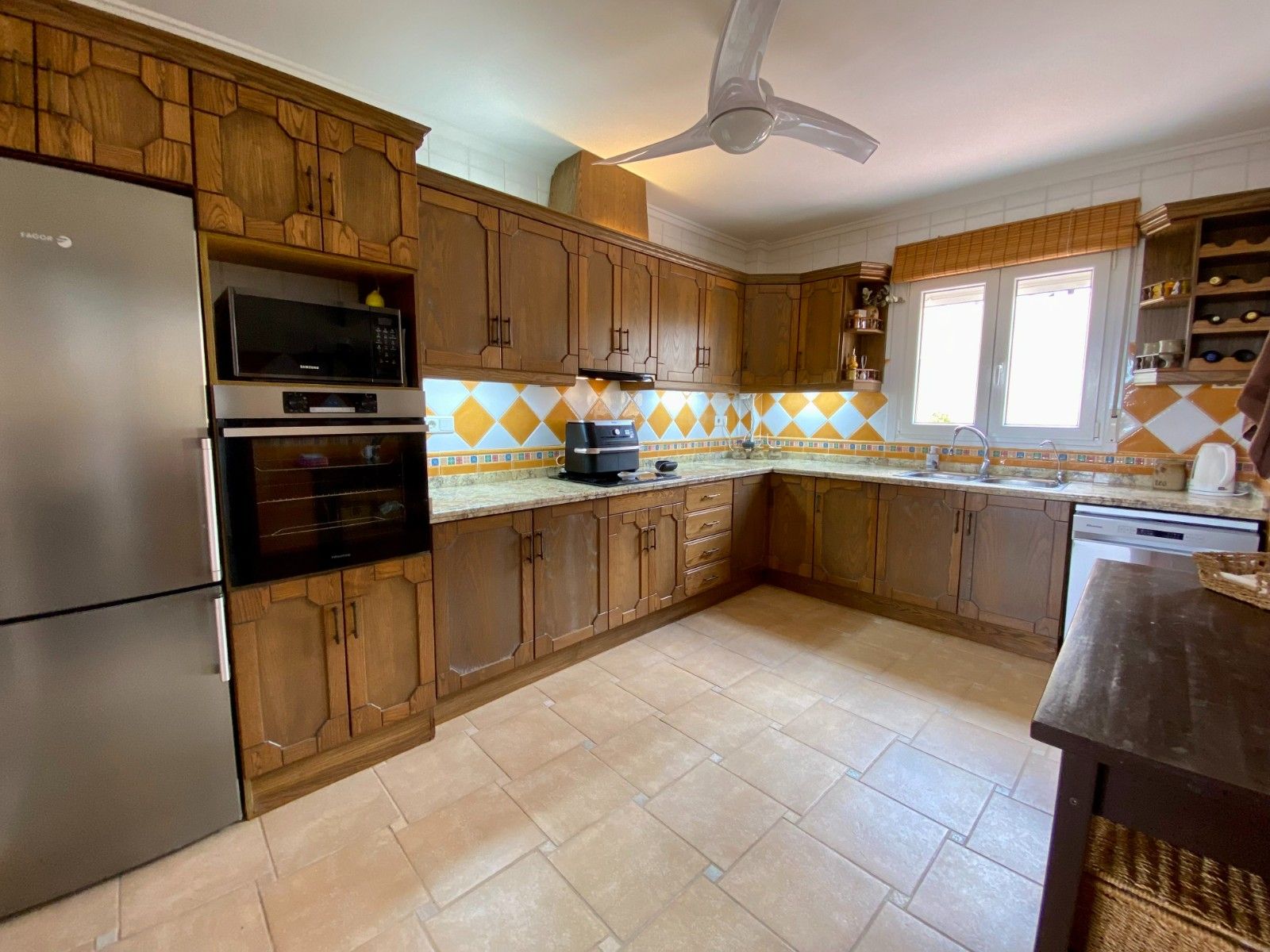 Villa Of 274 M² With Mediter Real Estate Services In Algorfa, Spain