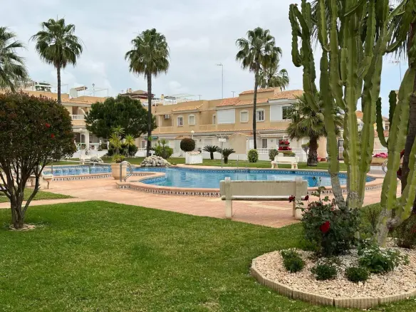 Apartment Of 70 M² In Los Alcázares, Spain
