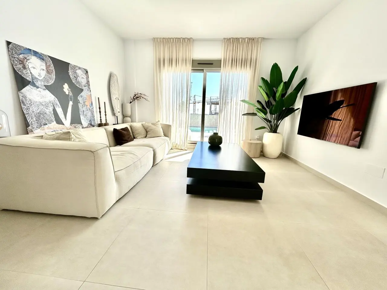 Villa Of 256 M² In San Miguel De Salinas
