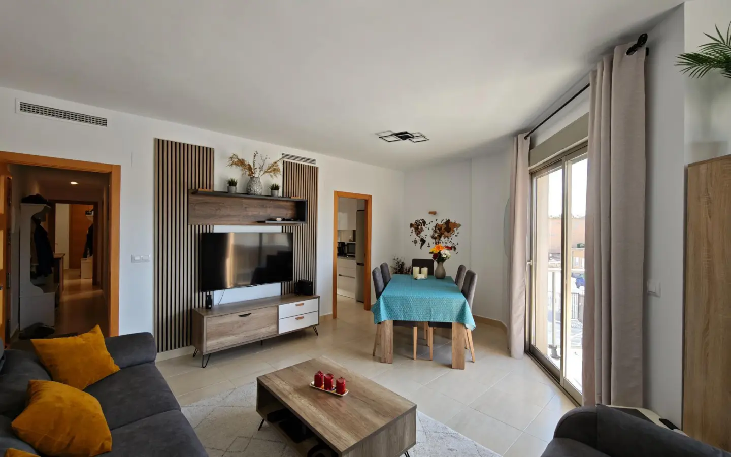 Apartment Of 100 M² With Sea Views In San Miguel De Salinas