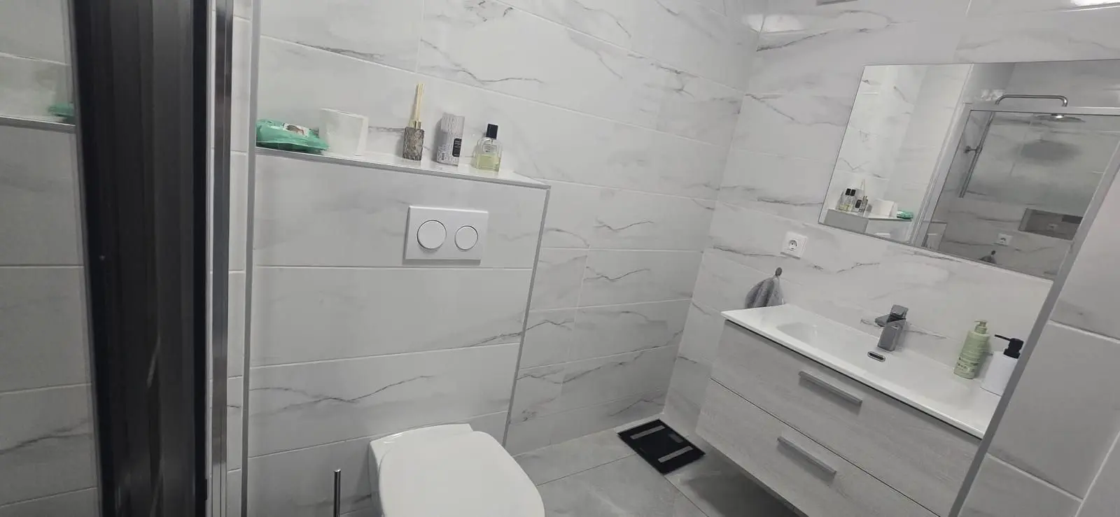Apartment Of 108 M² In Torrevieja, Spain