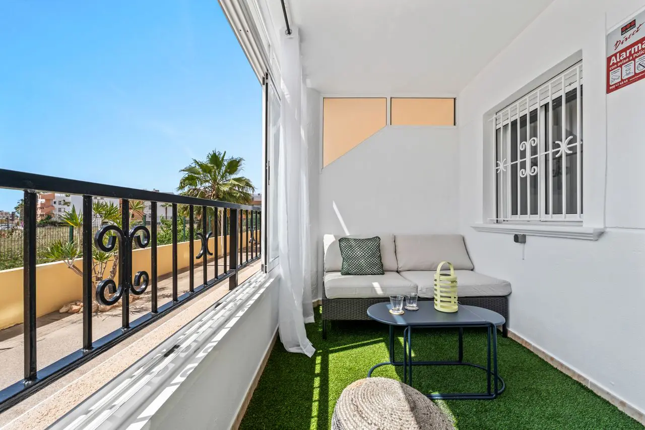 Apartment Of 68 M² With [features] In Orihuela Costa, Spain