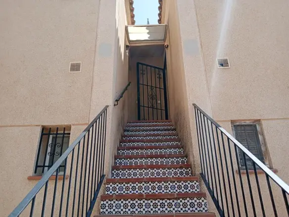 Duplex Of 74 M² With Sea View In Torrevieja