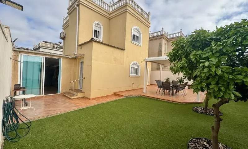 Villa Of 124 M² In Torrevieja, Spain