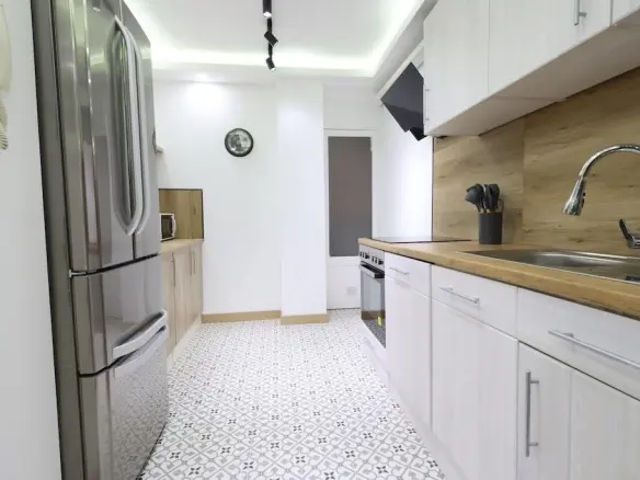 Apartment Of 123 M² In Torrevieja, Spain
