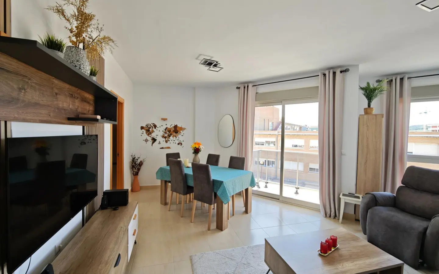 Apartment Of 100 M² With Sea Views In San Miguel De Salinas