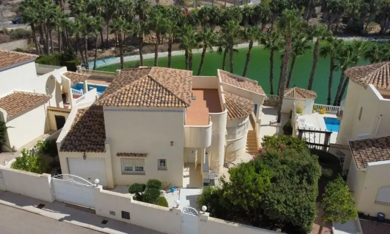 Villa Of 132 M² With Sea View In Orihuela Costa, Spain