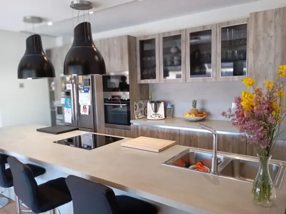 Villa Of 200 M² In Almoradi, Spain