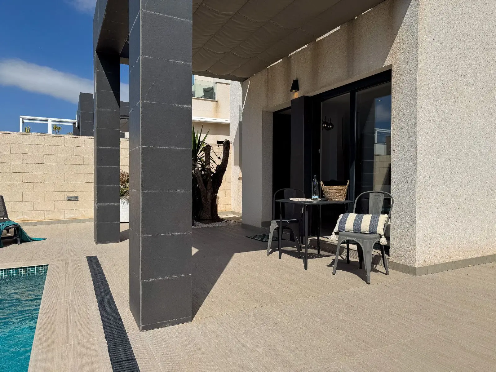 Villa Of 104 M² In Rojales, Spain