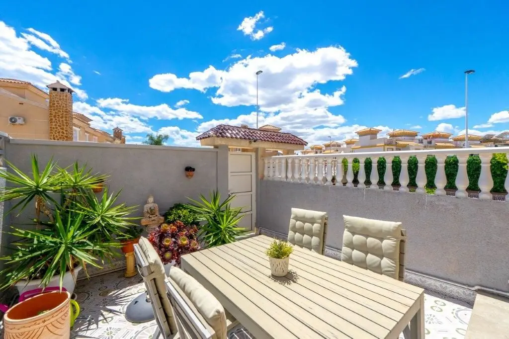 House Of 79 M² In Torrevieja, Spain