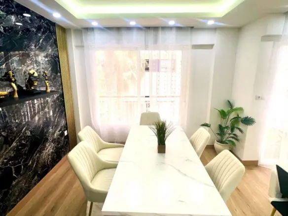 Apartment Of 123 M² With Sea View In Torrevieja