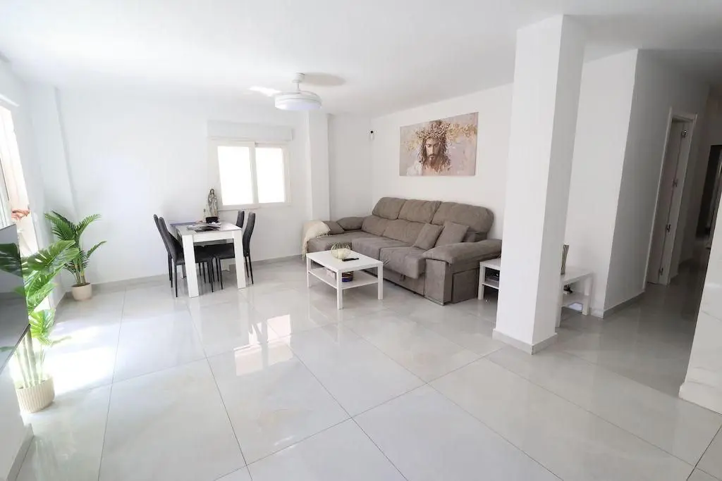 Apartment Of 108 M² In Torrevieja, Spain