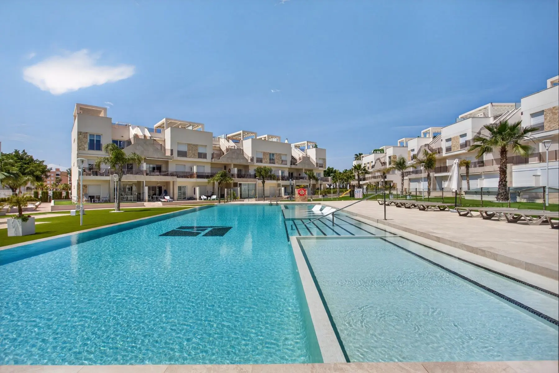 Apartment Of 87 M² In Guardamar Del Segura, Spain