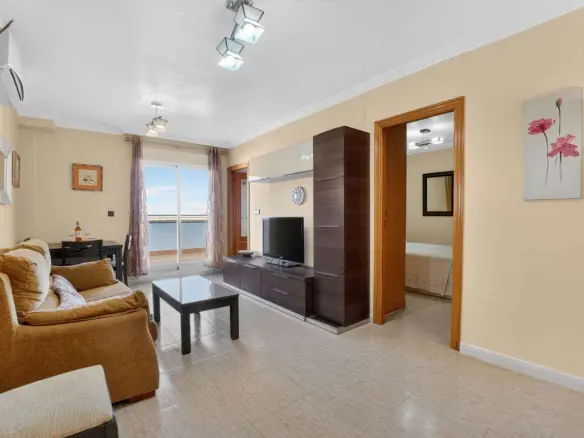Apartment Of 92 M² In Torrevieja, Spain