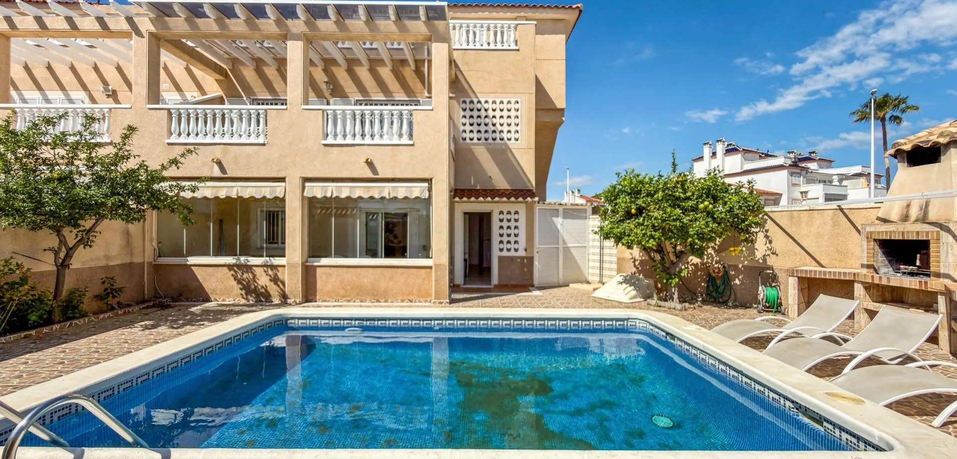 Apartment Of 102 M² In Orihuela Costa, Spain