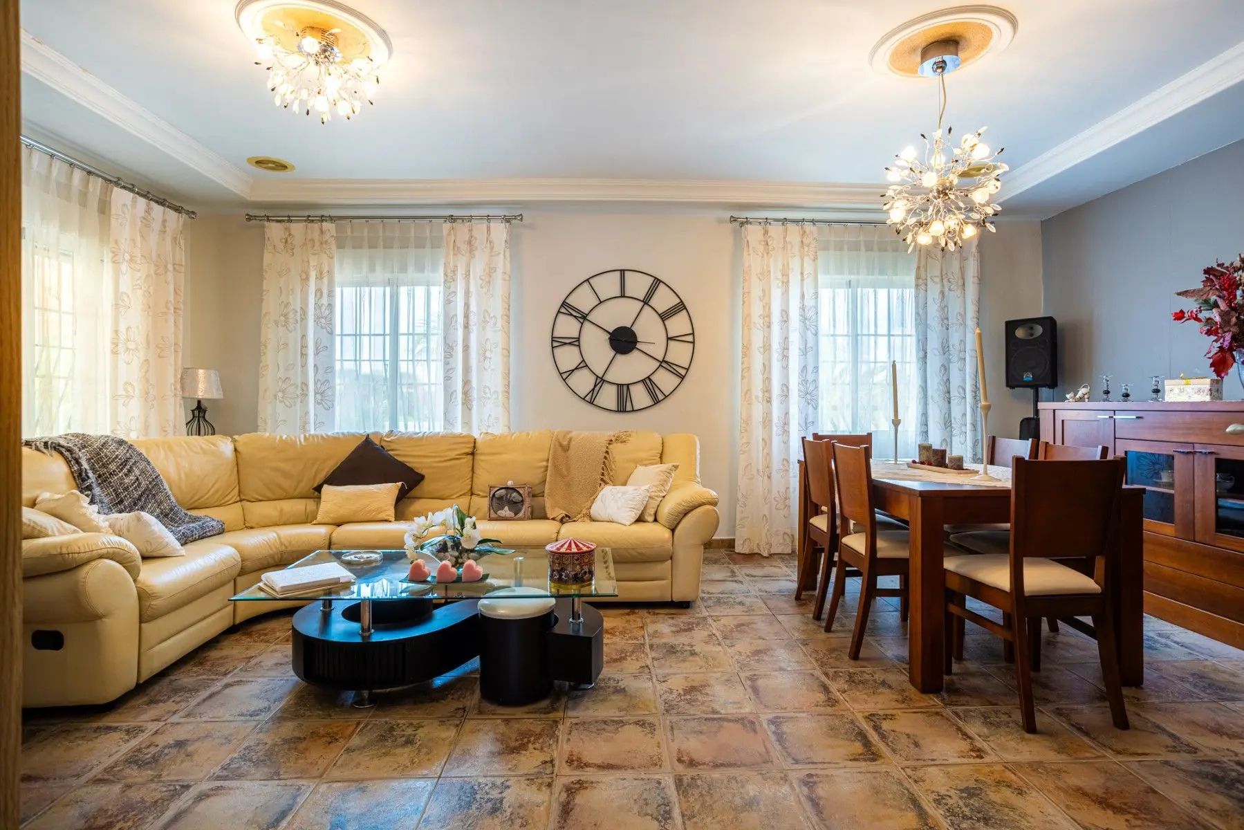 Villa Of 199 M² In La Hoya, Spain