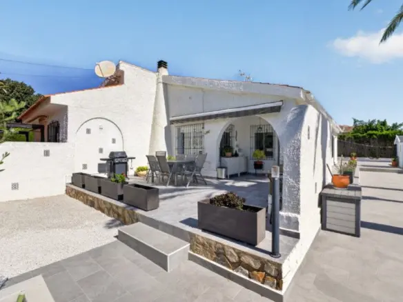 House Of 408 M² In Torrevieja, Spain