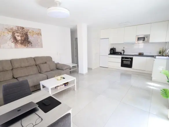 Apartment Of 108 M² In Torrevieja, Spain