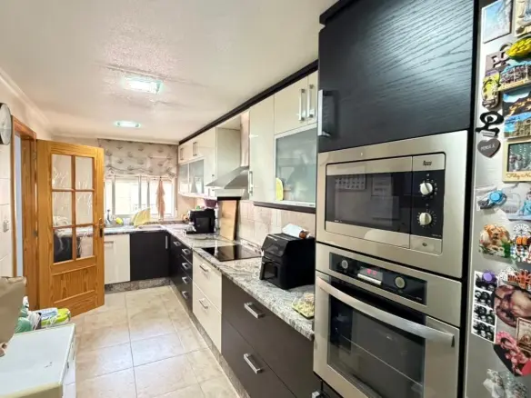 Apartment Of 120 M² In Benijofar, Spain