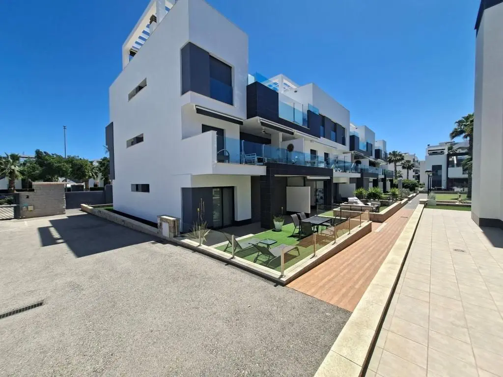 Apartment Of 88 M² In Guardamar Del Segura, Spain