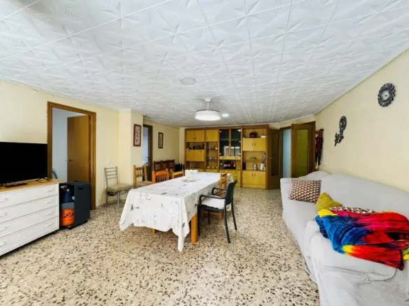 Apartment Of 130 M² In Torrevieja, Spain