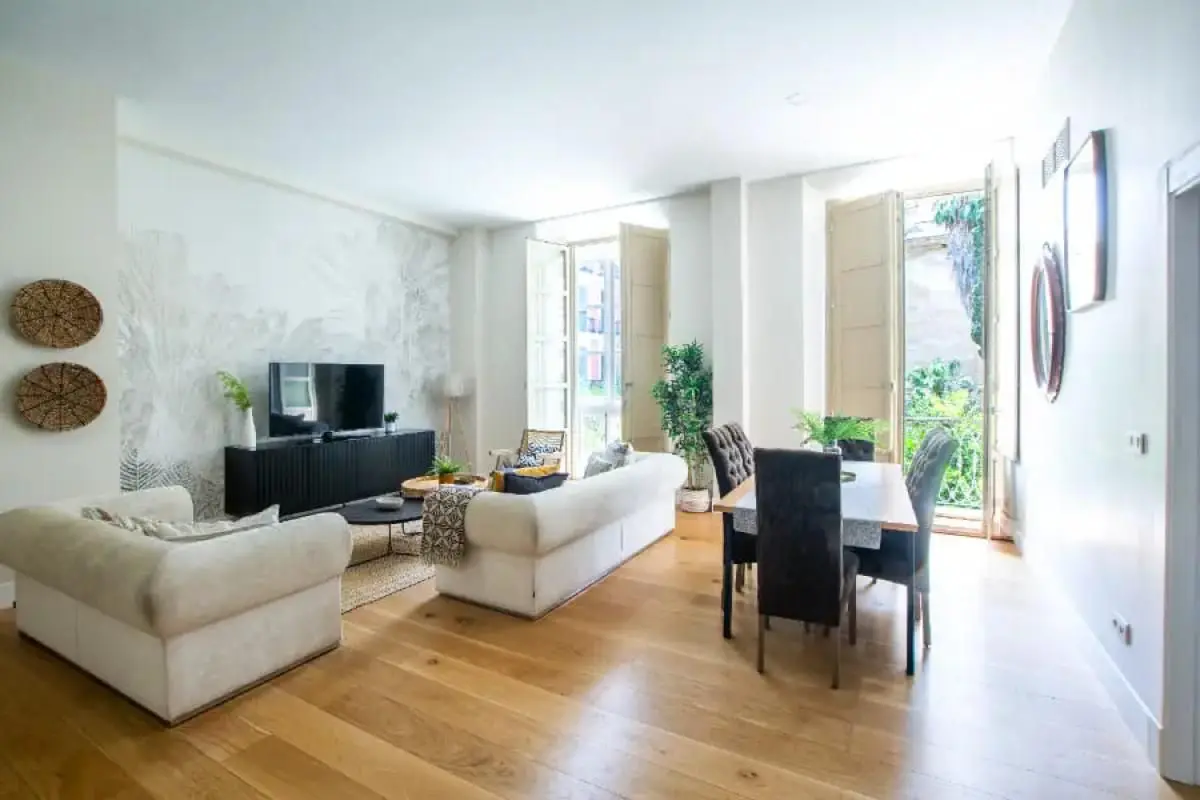 Apartment Of 121 M² In Málaga, Spain