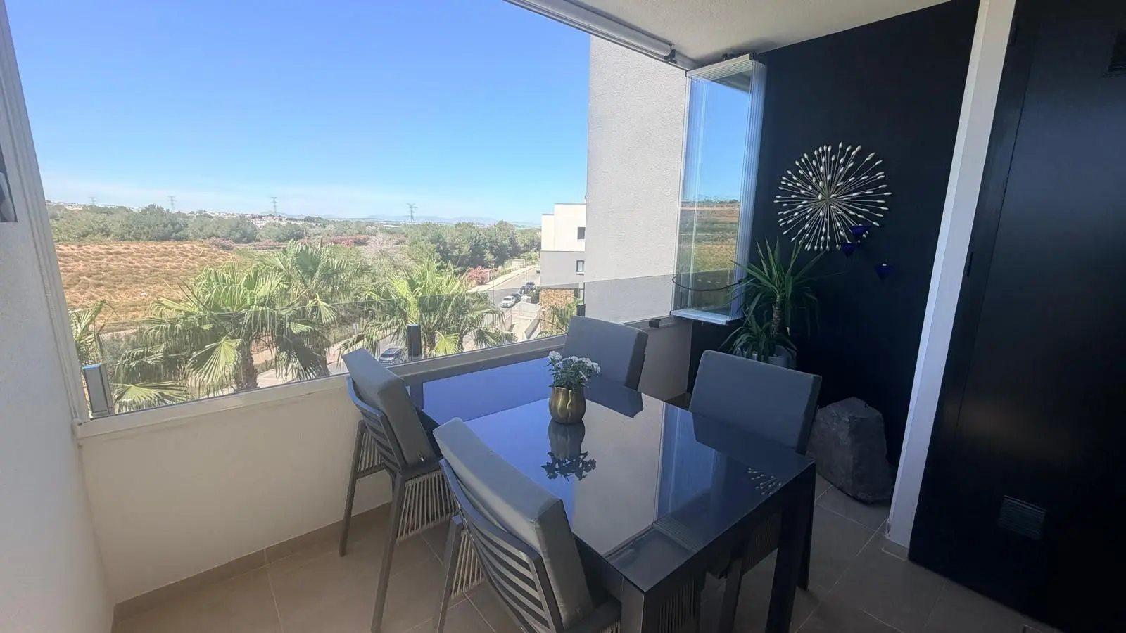 Apartment Of 90 M² In Orihuela Costa, Spain