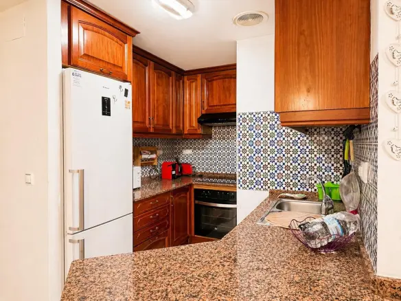 Apartment Of 93 M² In Torrevieja, Spain