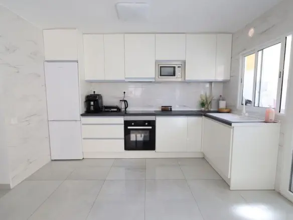 Apartment Of 108 M² In Torrevieja, Spain