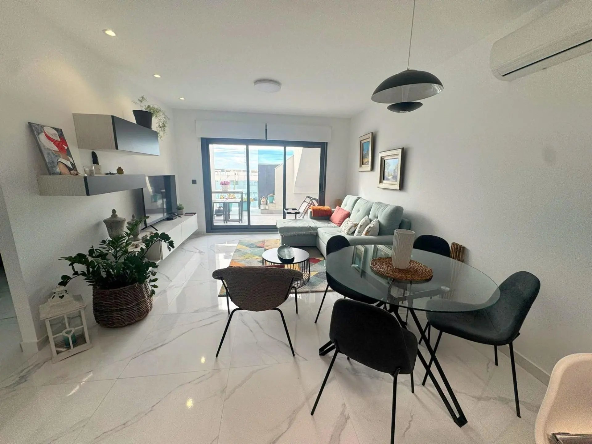 Apartment Of 87 M² In Guardamar Del Segura, Spain