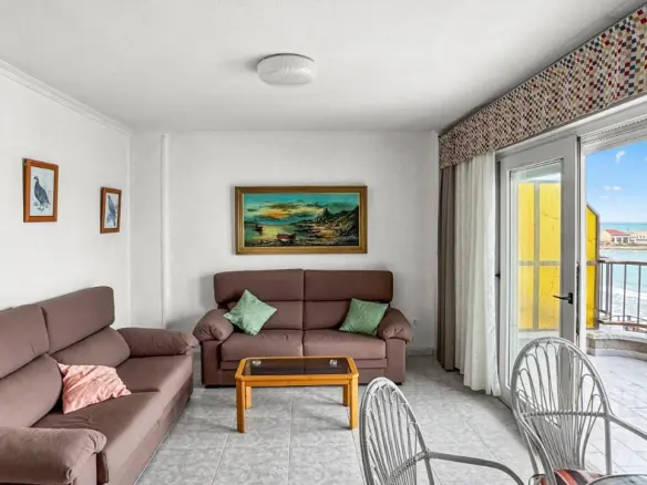 Apartment Of 120 M² In Torrevieja, Spain