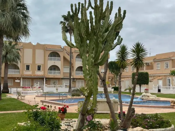 Apartment Of 70 M² In Los Alcázares, Spain