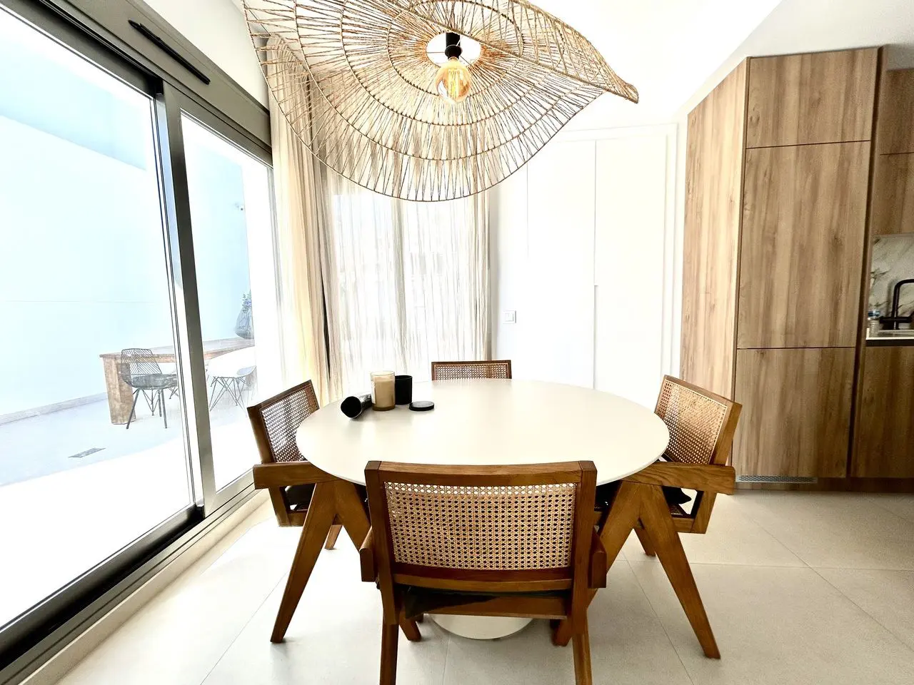 Villa Of 256 M² In San Miguel De Salinas
