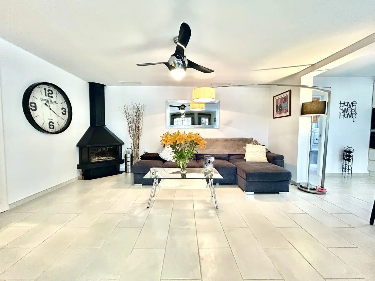 Villa Of 540 M² In Catral, Spain