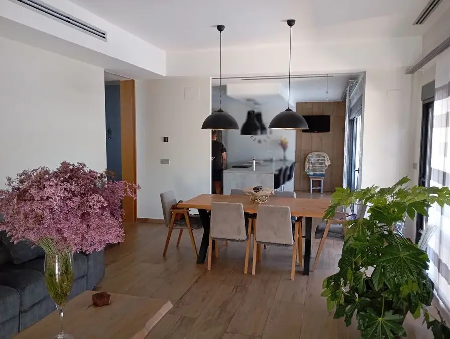 Villa Of 200 M² In Almoradi, Spain