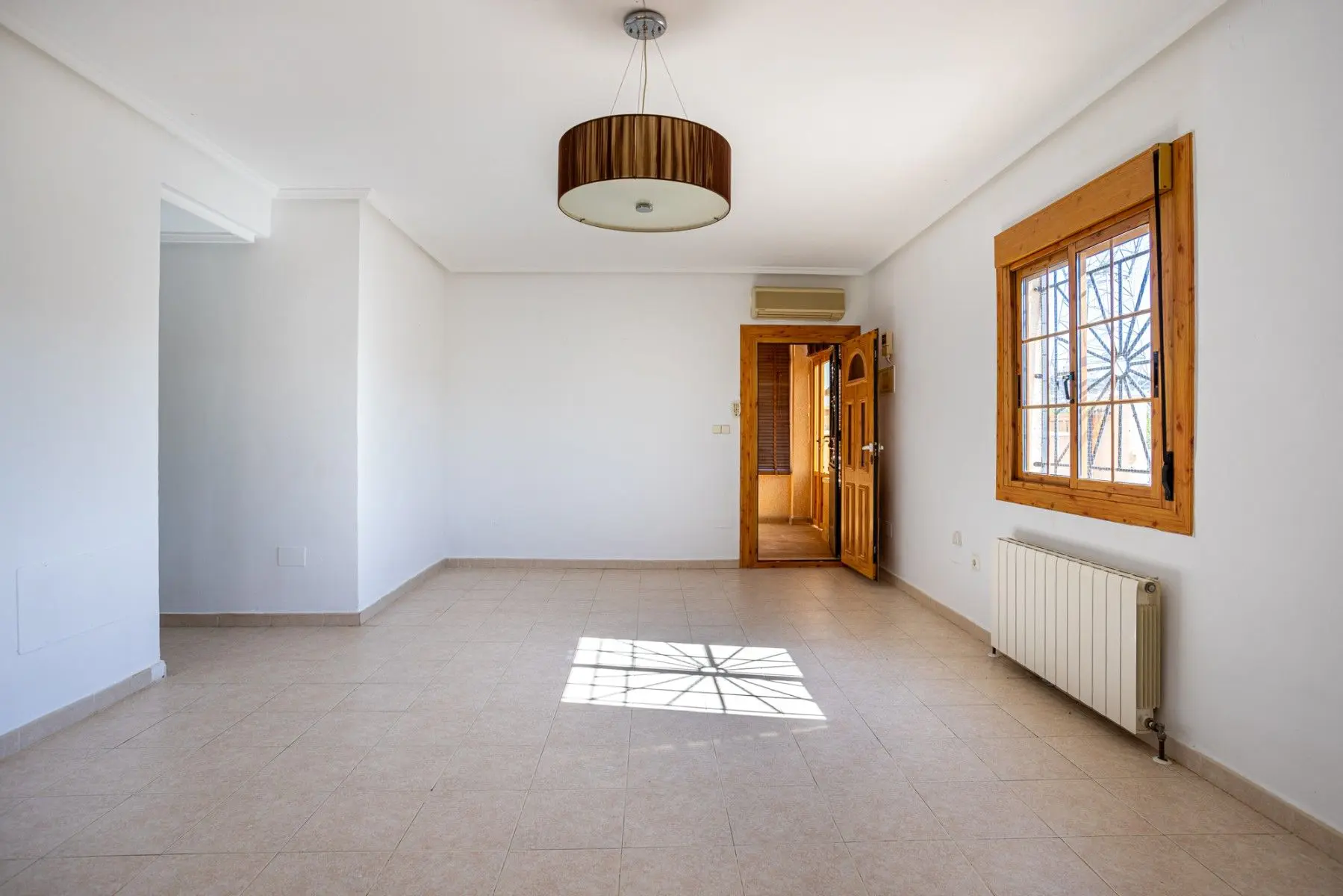 Villa 195 M² In Benijofar, Spain – Mediter Real Estate