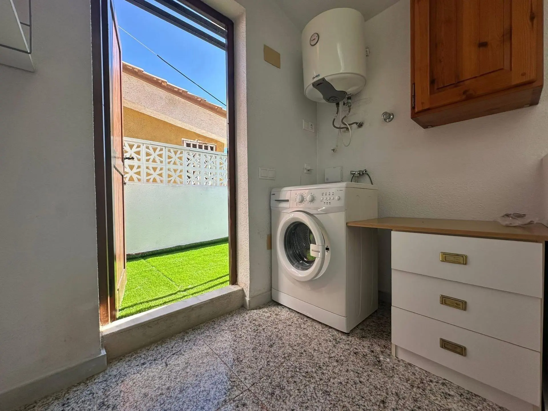 House Of 75 M² In Torrevieja, Spain