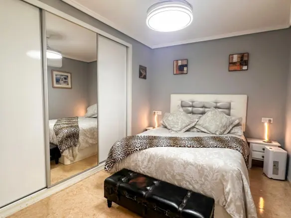 Apartment Of 94 M² In Torrevieja, Spain