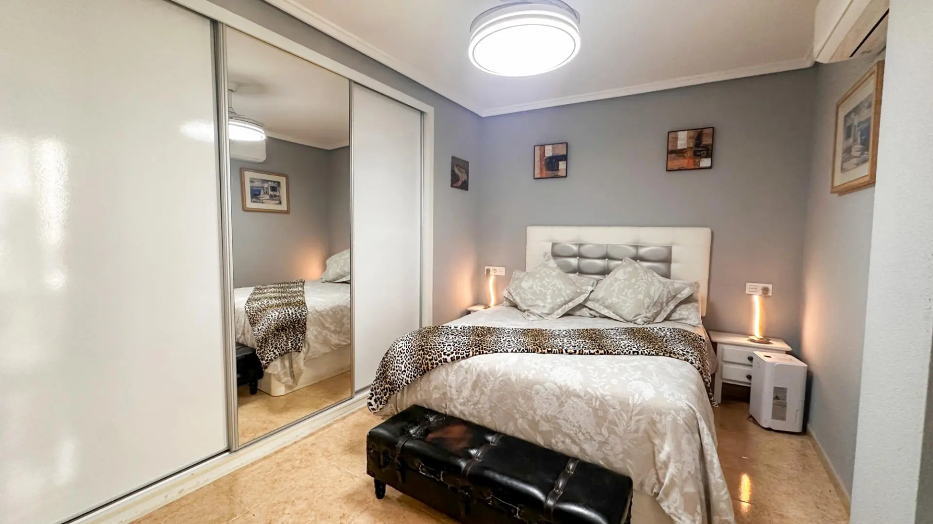 Apartment Of 94 M² In Torrevieja, Spain