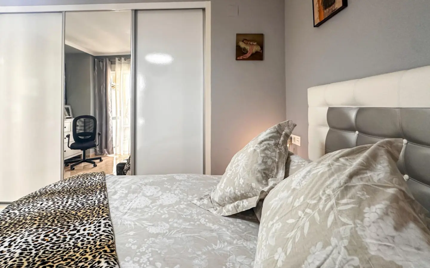 Apartment Of 94 M² In Torrevieja, Spain