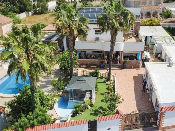 Villa Of 480 M² In Rojales, Spain