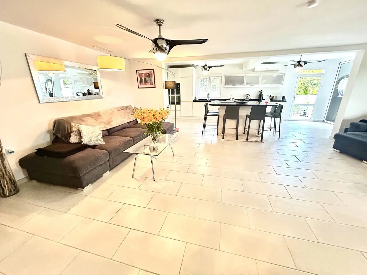 Villa Of 540 M² In Catral, Spain