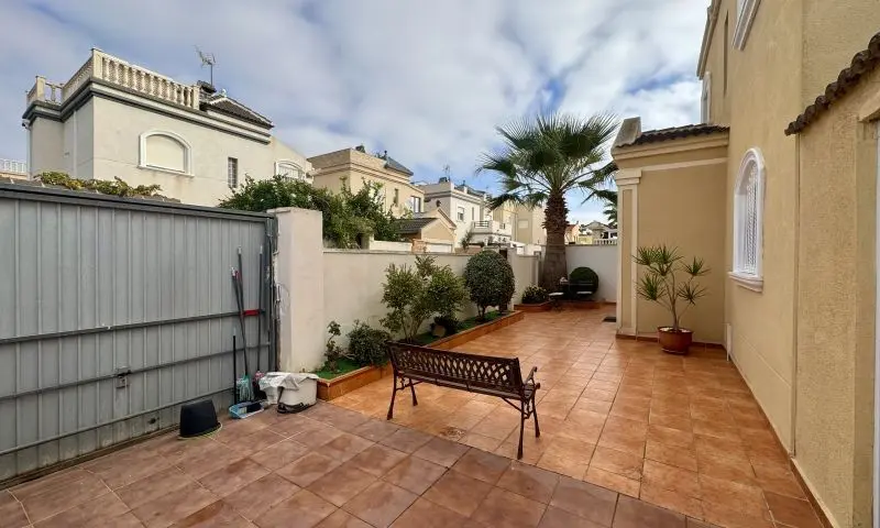 Villa Of 124 M² In Torrevieja, Spain