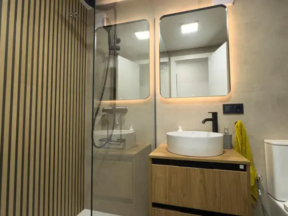 Apartment Of 82 M² With Sea View In Torrevieja, Spain