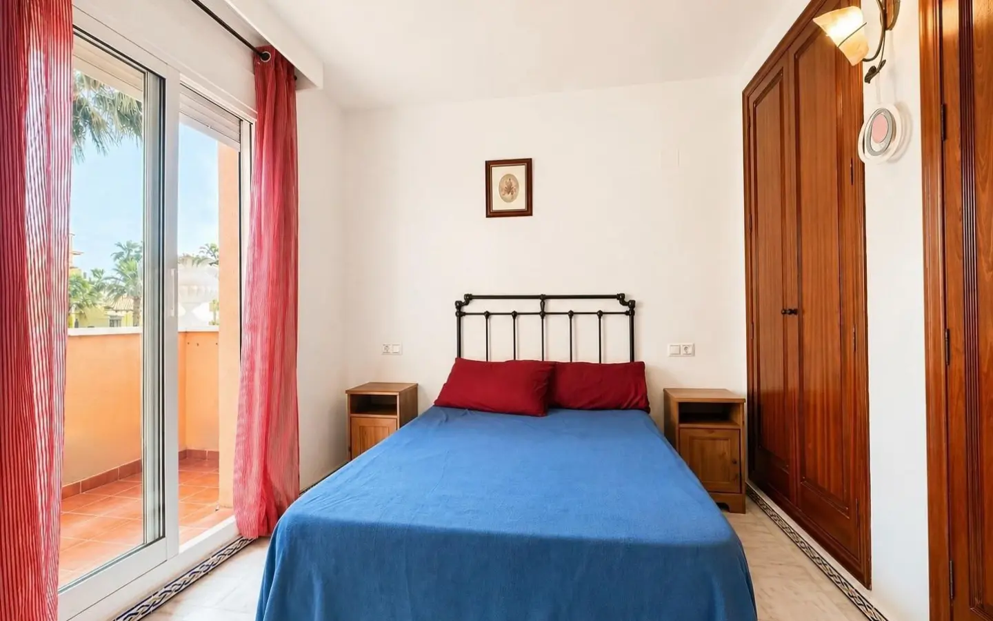 Apartment Of 93 M² In Torrevieja, Spain