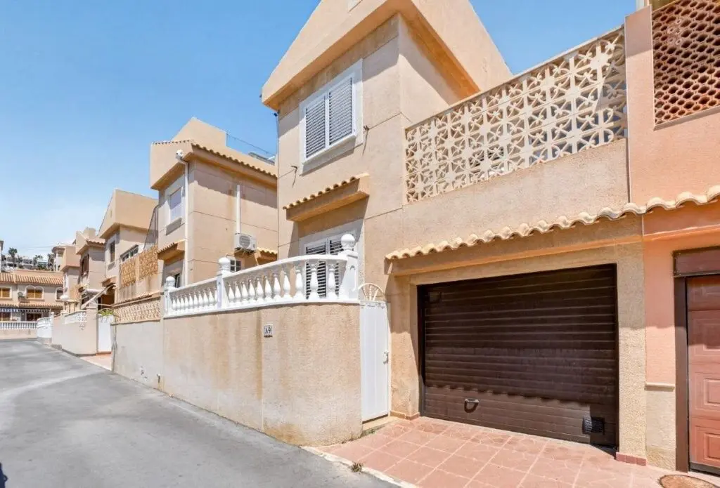 House Of 104 M² In Torrevieja, Spain