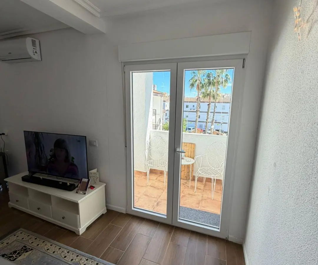 Apartment Of 64 M² In Torrevieja, Spain