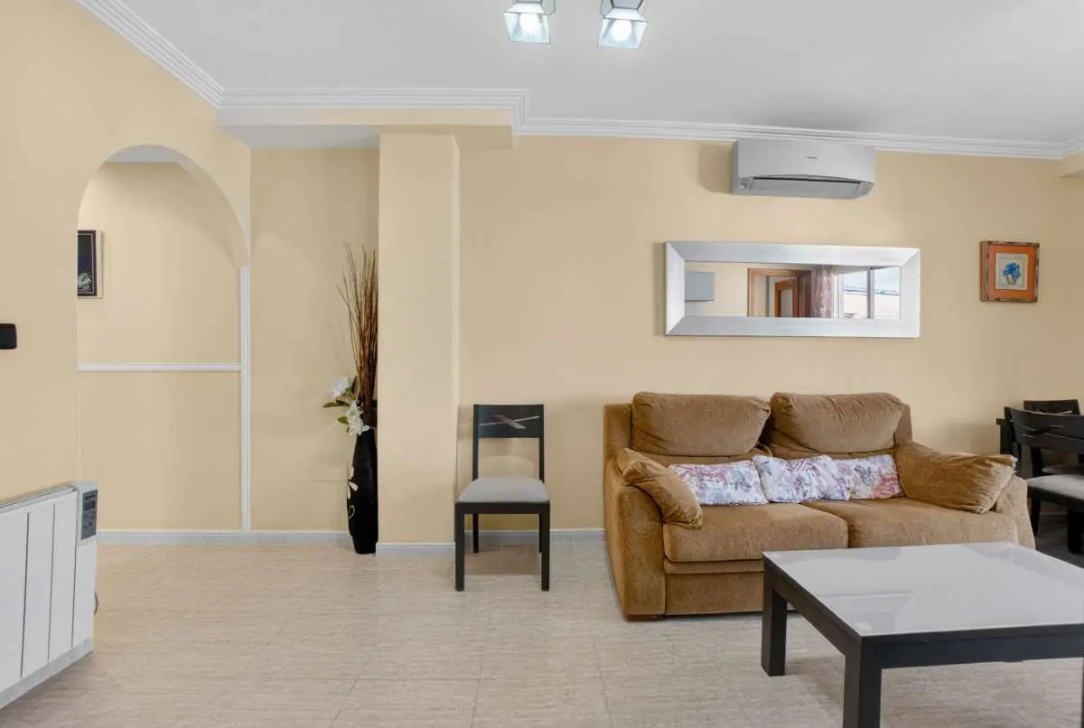Apartment Of 92 M² In Torrevieja, Spain